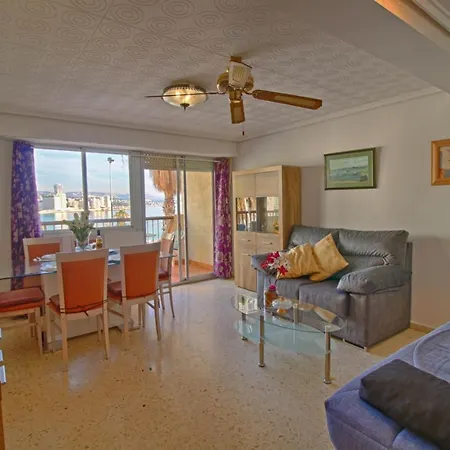 Апартаменты Levante Beach *